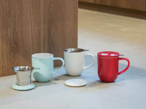Tasse à Thé Porcelaine Avec Infuseur Et Couvercle 350 Ml – Rouge Mat Élégant, Passoire Inox, Yundu